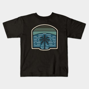 palm tree design Kids T-Shirt